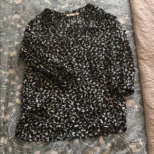 Old navy blouse/ size S